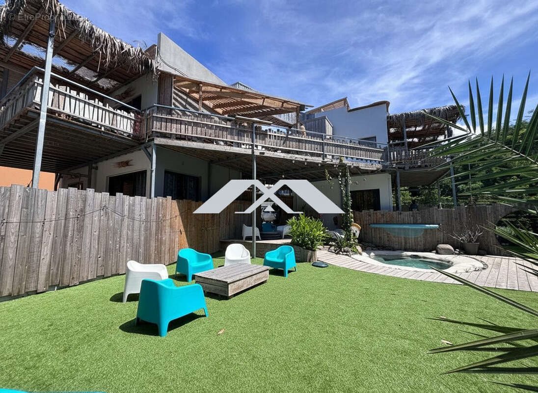 Appartement à vendre, 160m², L'Étang-Salé