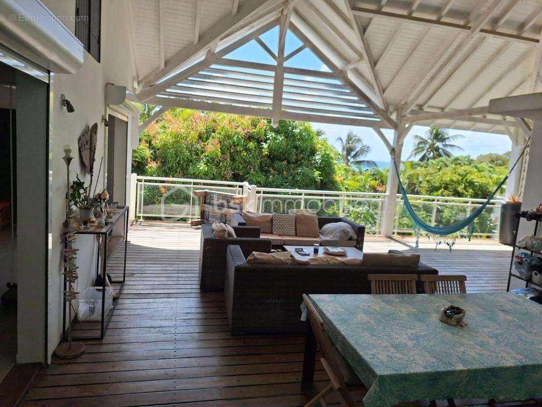 Maison à vendre, 163m², Le Gosier