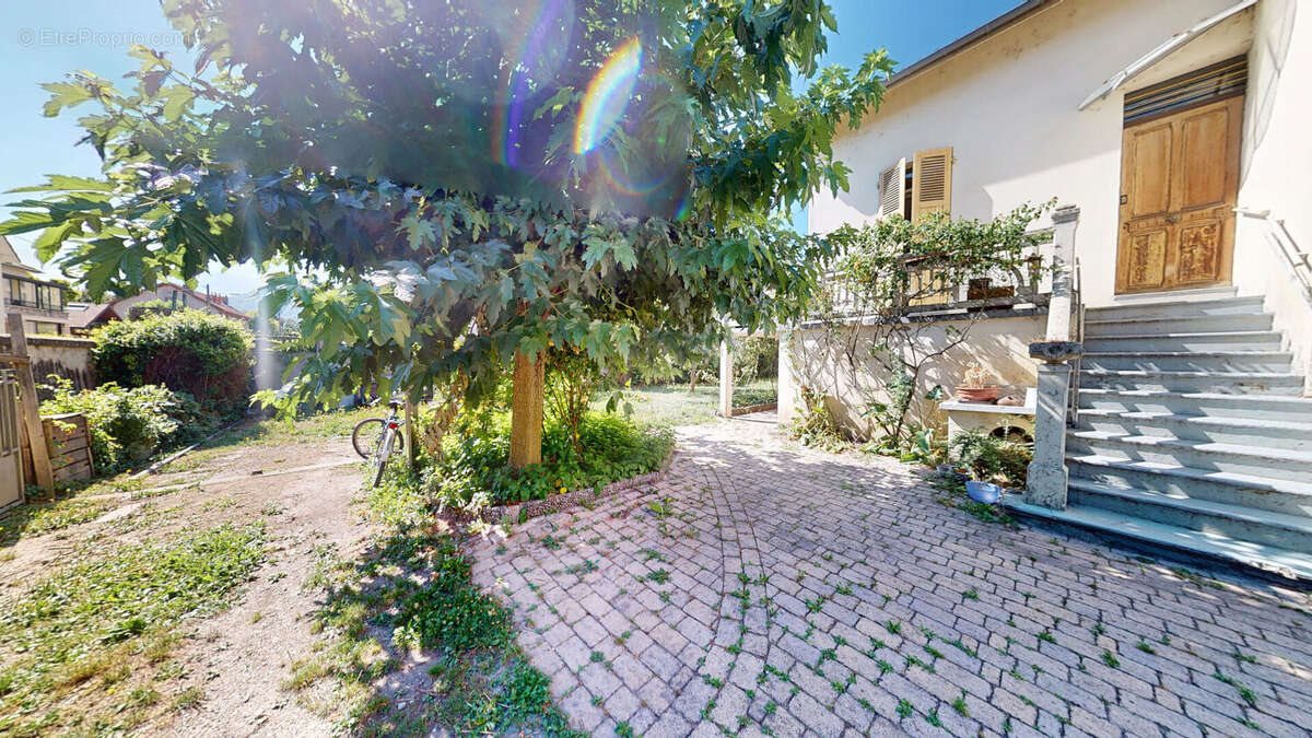 Maison à vendre, 250m², Grenoble