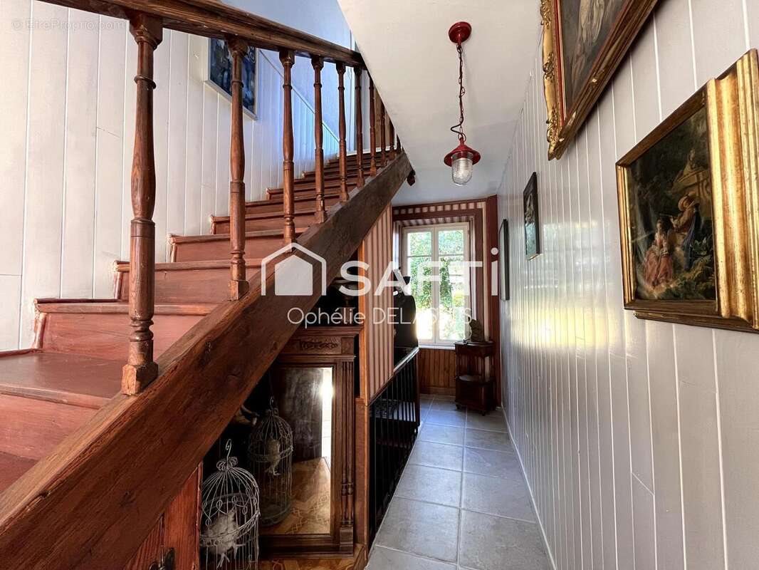 Maison à vendre, 325m², Masseret