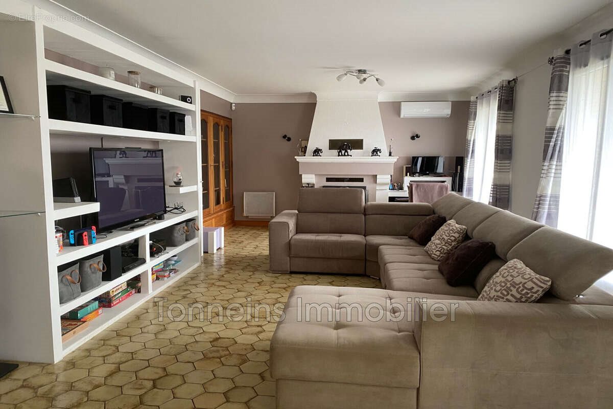 Maison à vendre, 195m², Tonneins