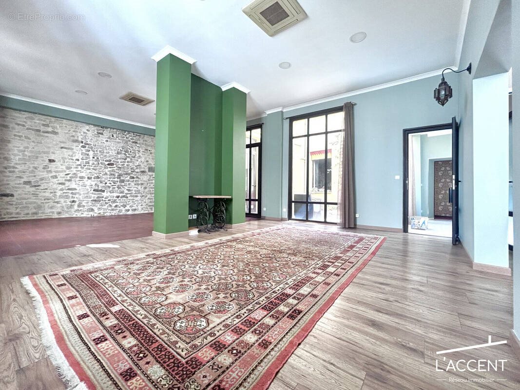 Appartement à vendre, 137m², Nîmes