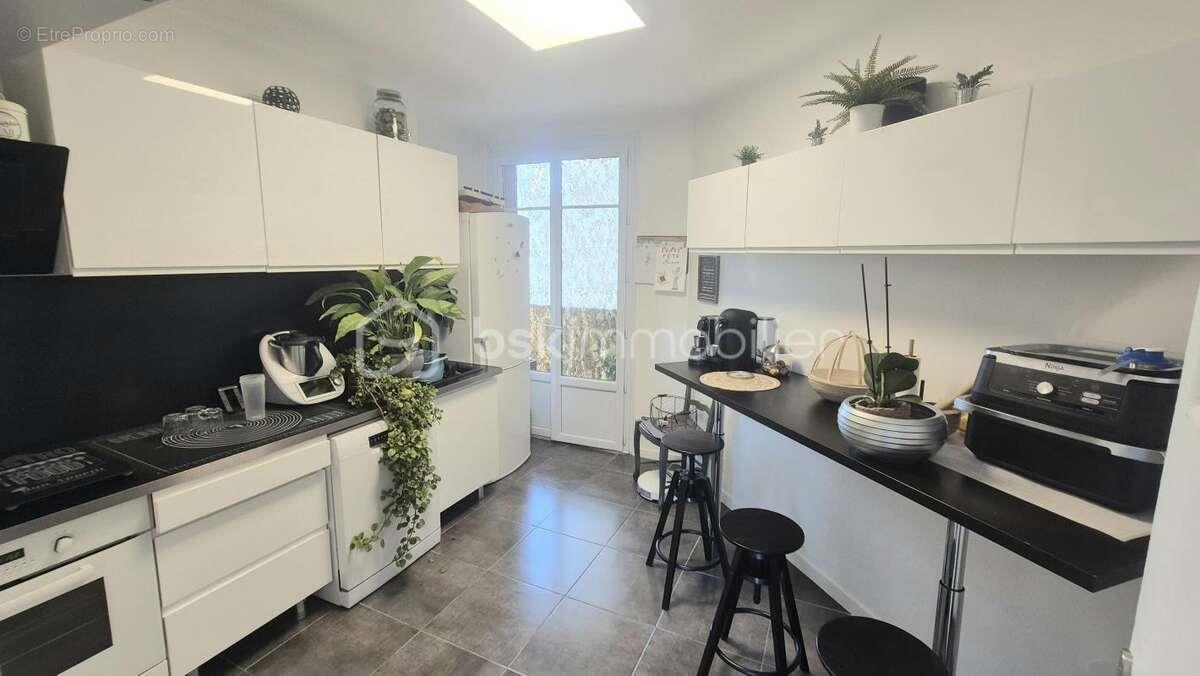 Appartement à vendre, 79m², Toulon