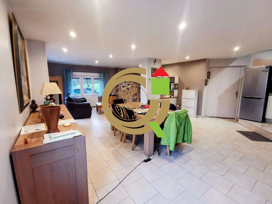 Appartement à vendre, 195m², Croix-en-Ternois