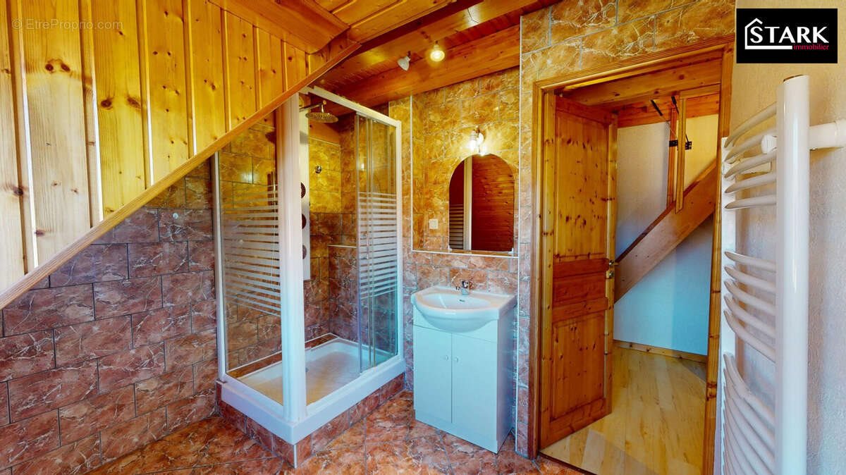 Appartement à vendre, 300m², Delle