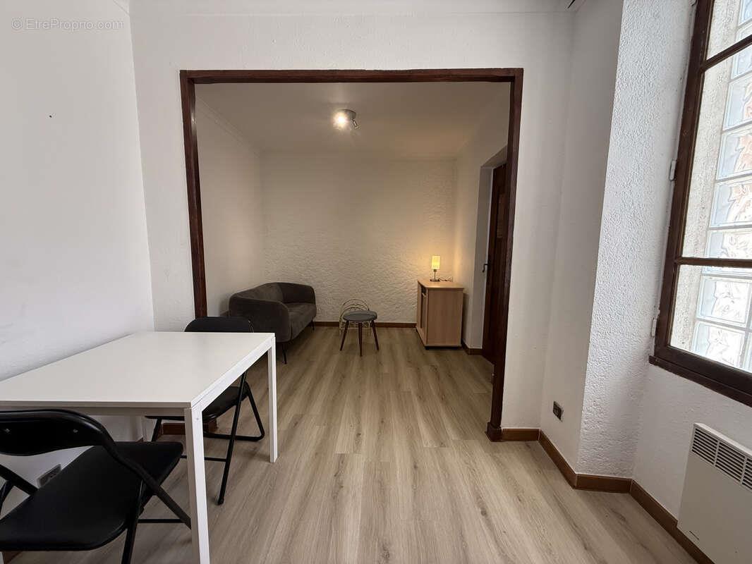 Appartement à vendre, 32m², Nîmes