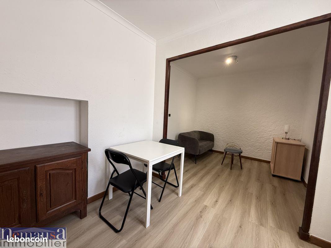 Appartement à vendre, 32m², Nîmes