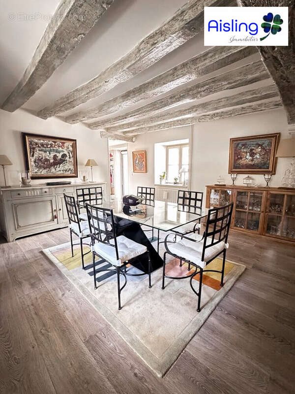 Maison à vendre, 210m², Chambray-lès-Tours