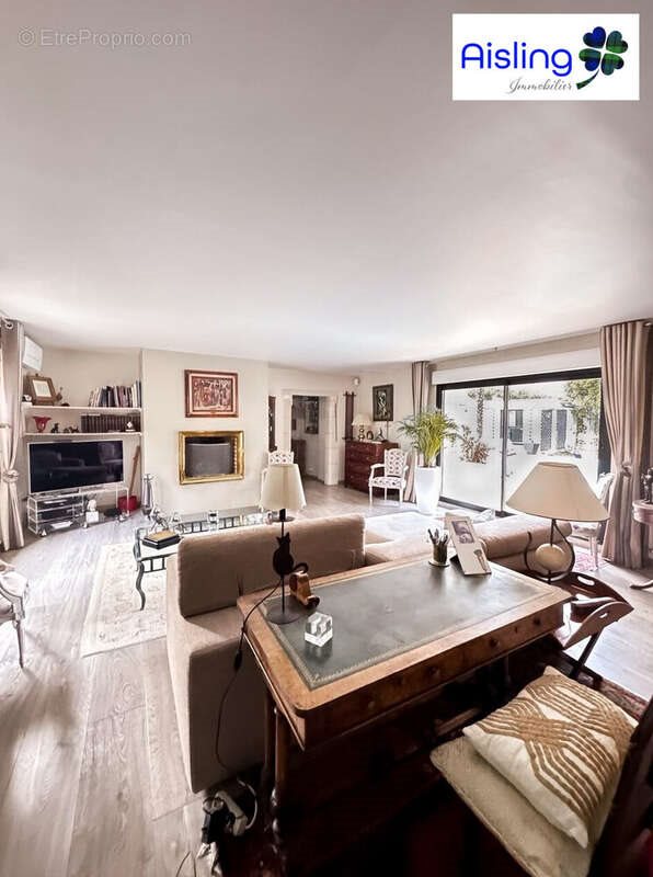 Maison à vendre, 210m², Chambray-lès-Tours