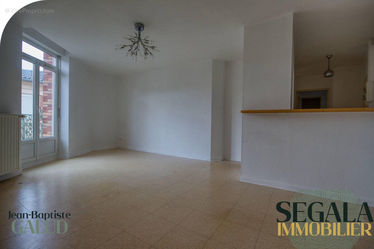 Appartement à vendre, 69m², Carmaux