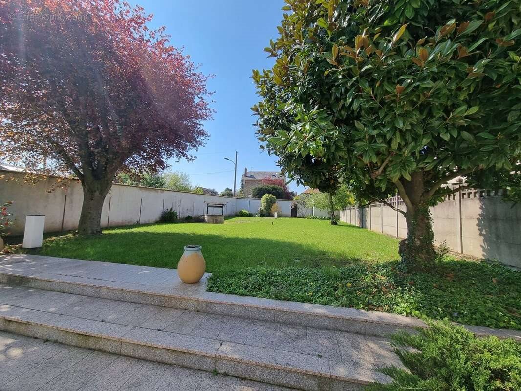 Maison à vendre, 330m², Bourg-la-Reine