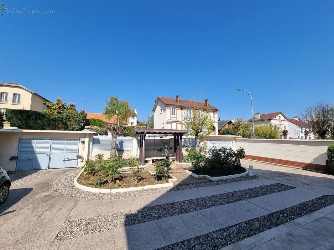 Maison à vendre, 330m², Bourg-la-Reine
