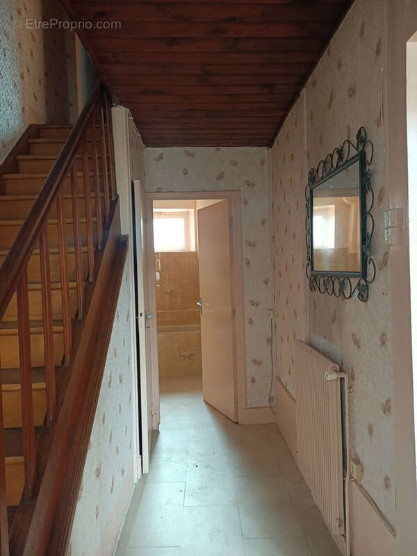 Maison à vendre, 75m², Unieux