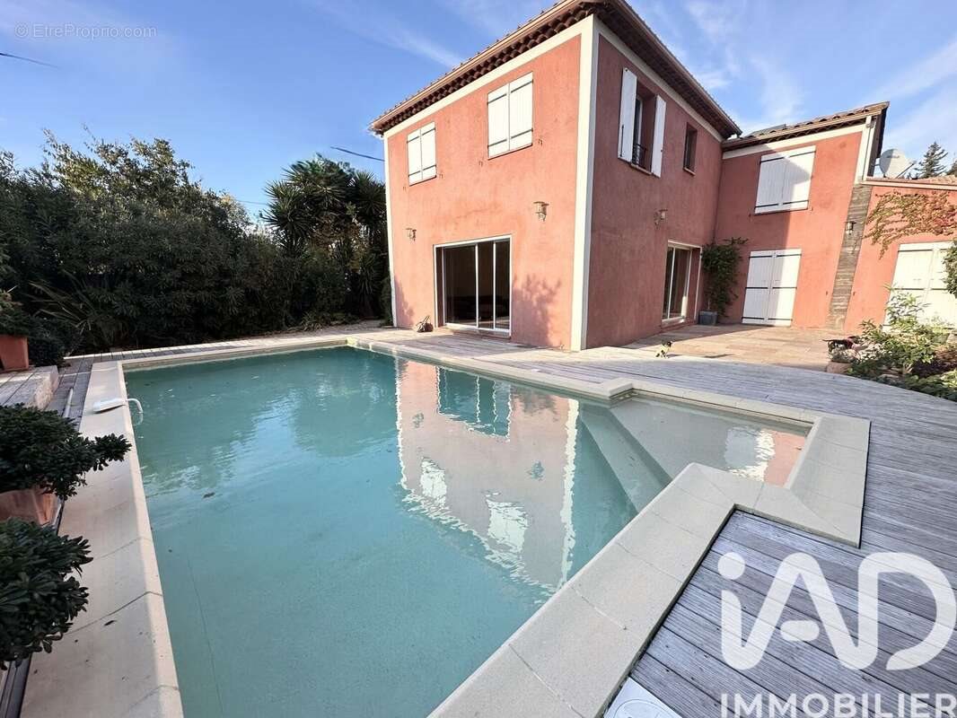 Maison à vendre, 157m², Cassis