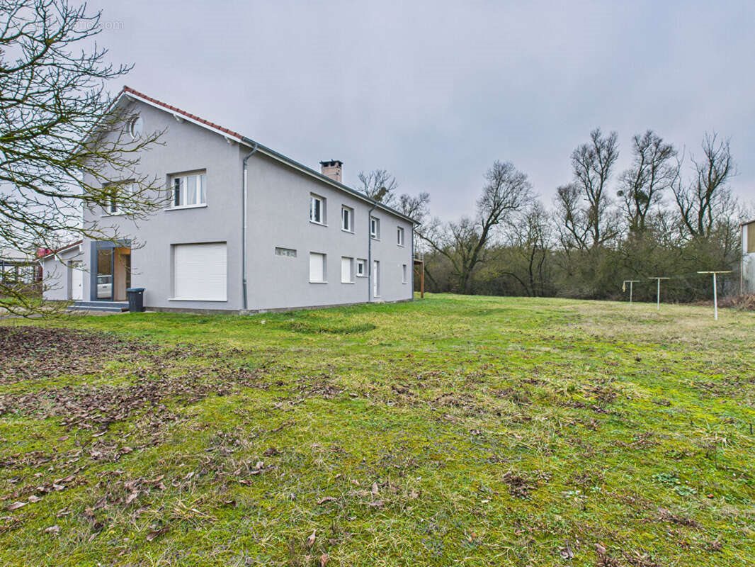 Maison à vendre, 3000m², Bertrange