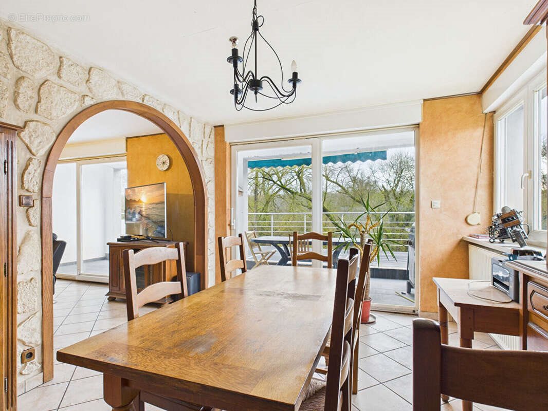 Maison à vendre, 3000m², Bertrange