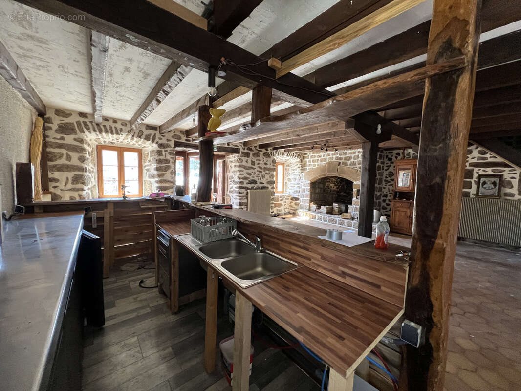 Maison à vendre, 238m², Moudeyres