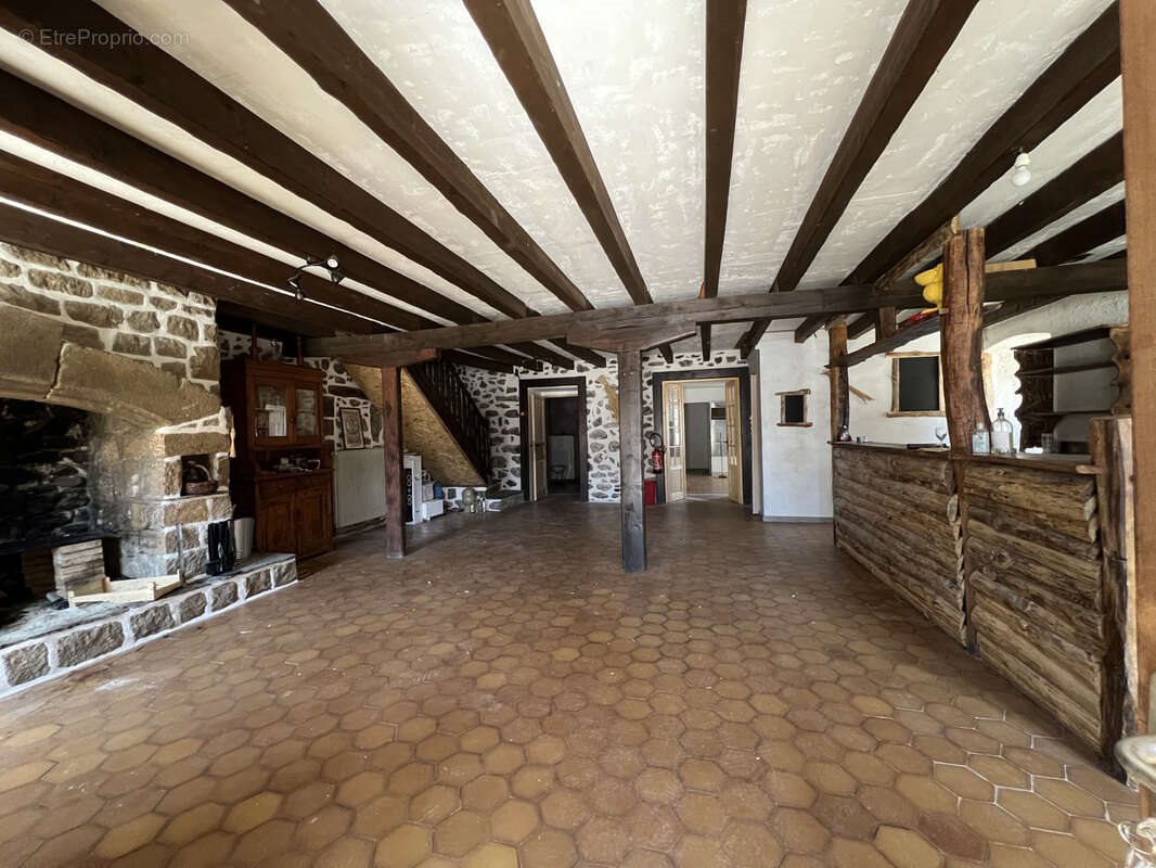 Maison à vendre, 238m², Moudeyres