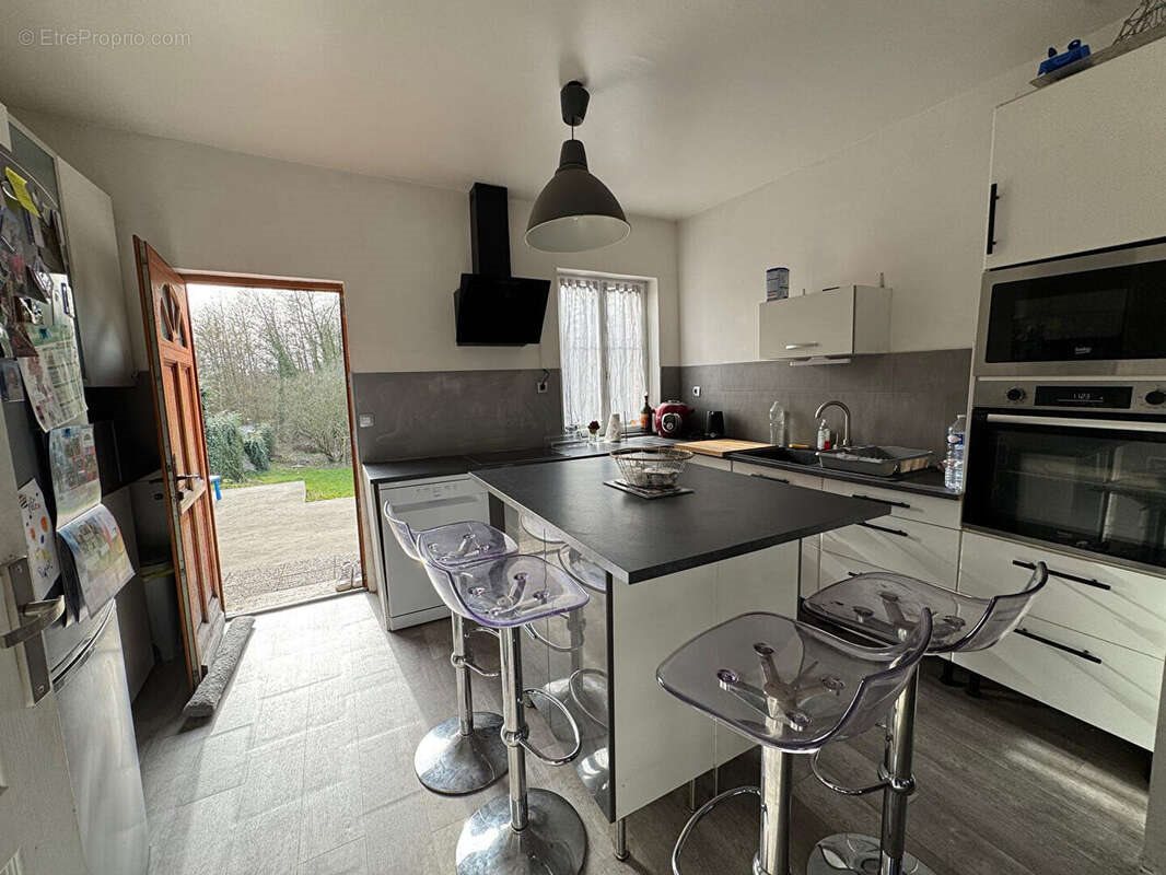 Maison à vendre, 80m², Pithon