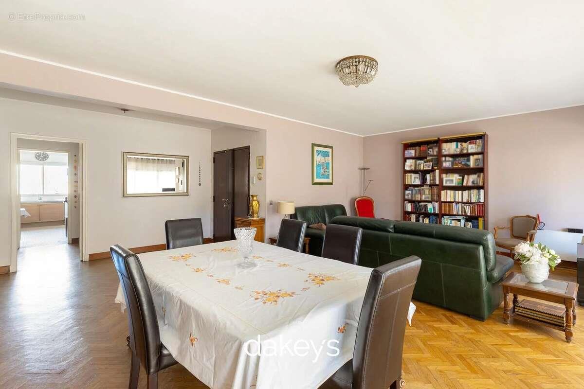 Appartement à vendre, 150m², Marseille 8ème