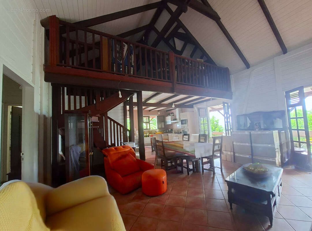 Maison à vendre, 130m², Rivière-Pilote