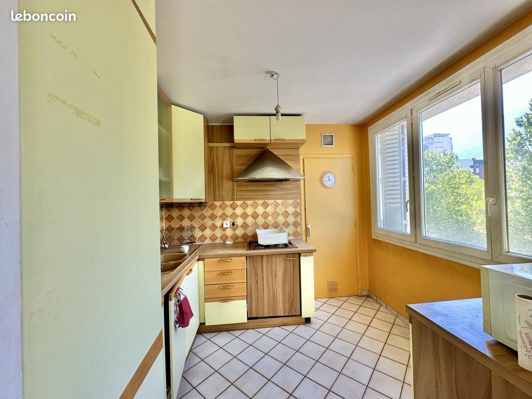 Appartement à vendre, 65m², Grenoble