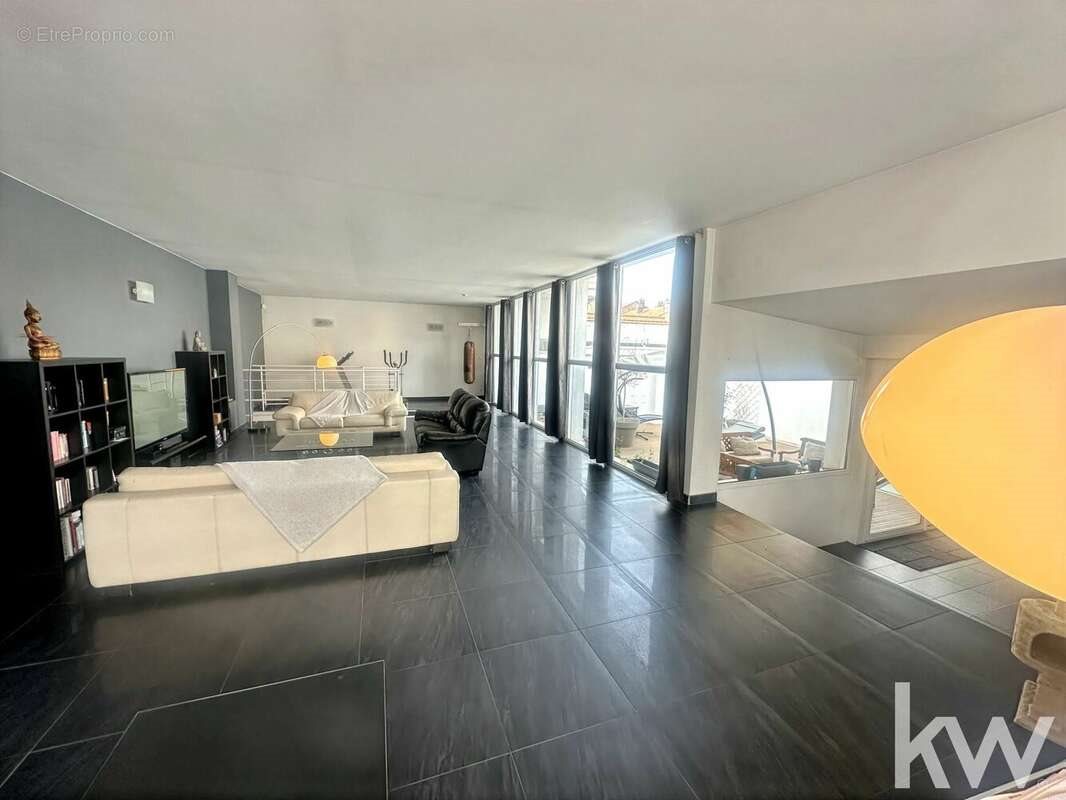 Appartement à vendre, 250m², Saint-Etienne