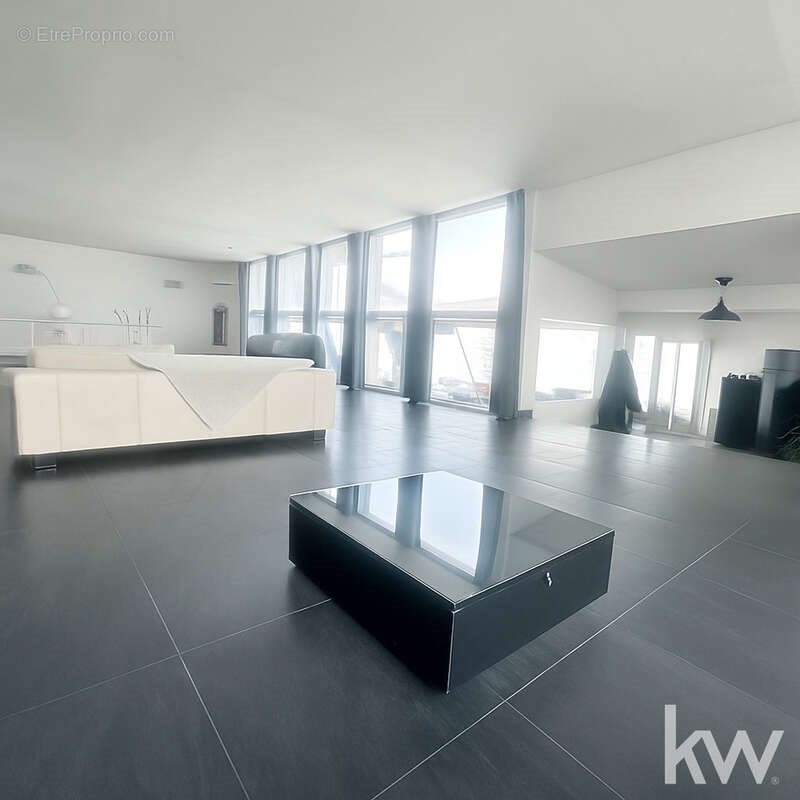 Appartement à vendre, 250m², Saint-Etienne