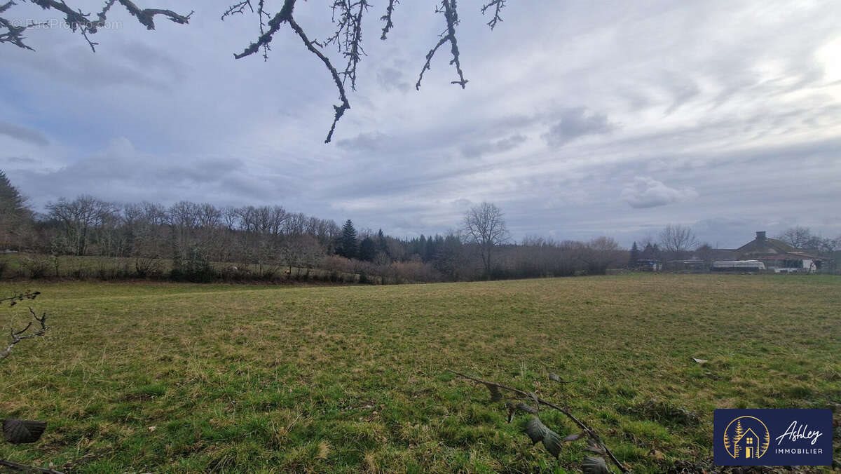 Maison à vendre, 77m², Latronche