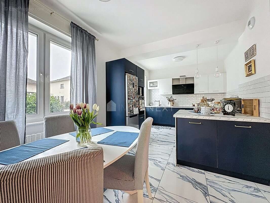 Maison à vendre, 166m², Rombas