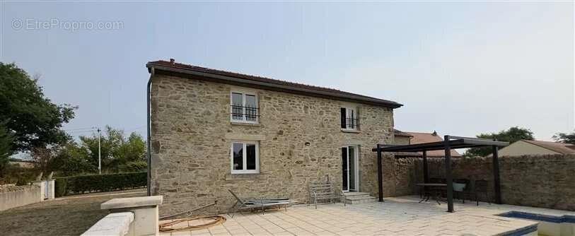 Appartement à vendre, 342m², Dompierre-les-Eglises