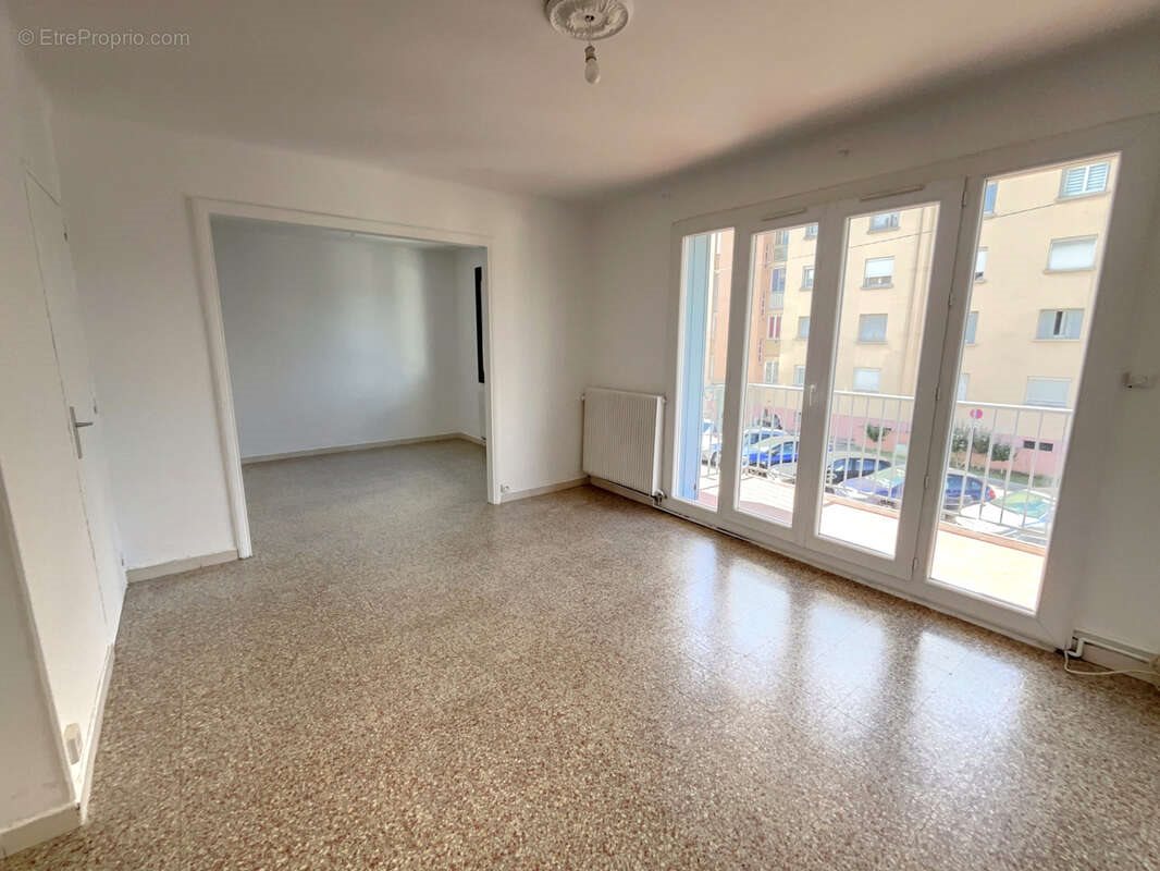 Appartement à vendre, 66m², Nîmes