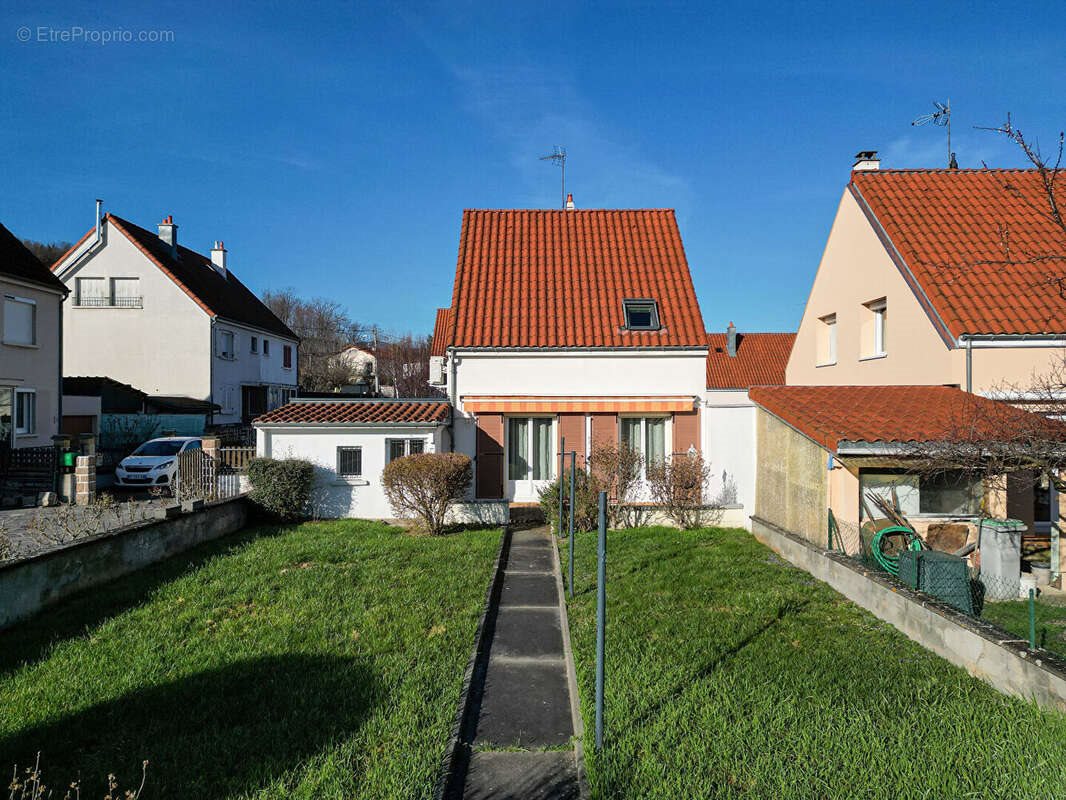 Maison à vendre, 83m², Cébazat