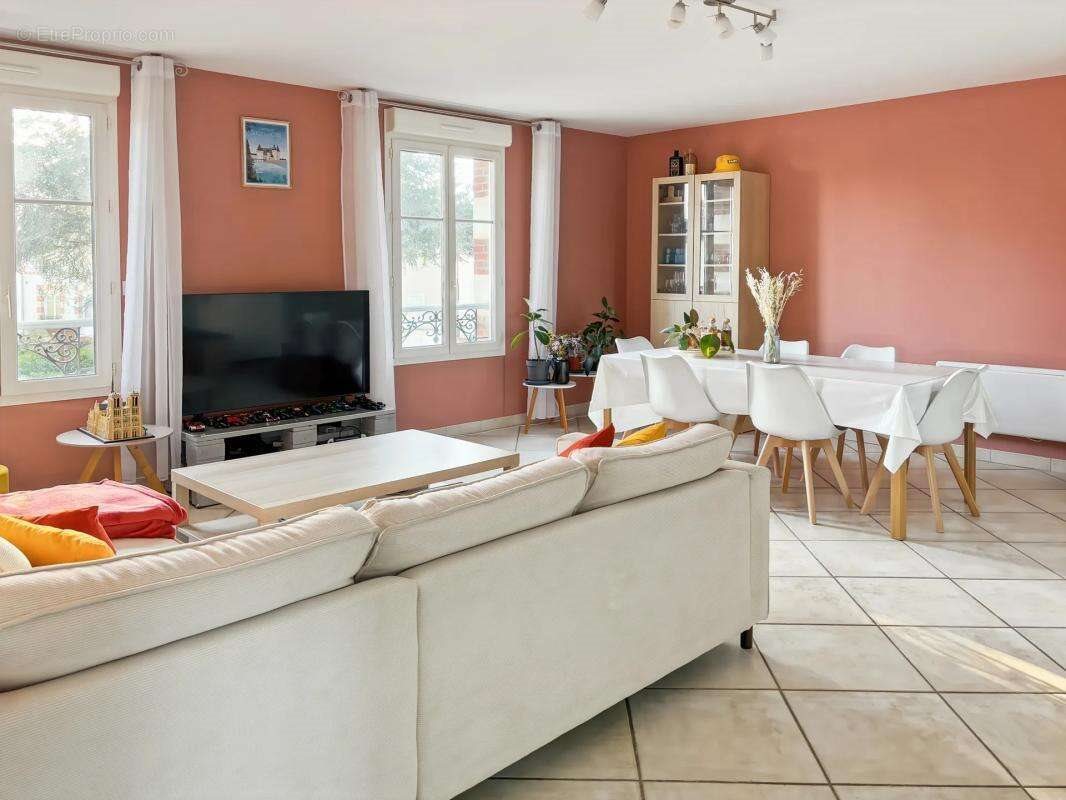 Appartement à vendre, 80m², Châteauneuf-sur-Loire