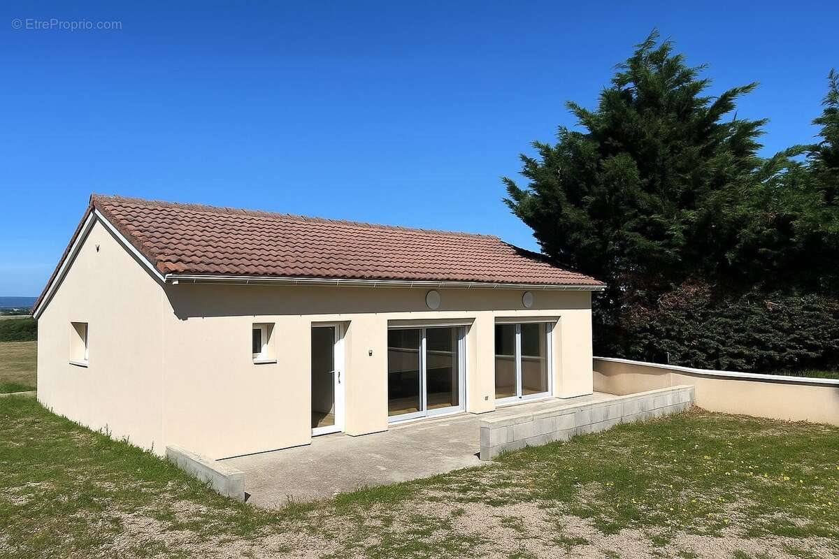 Maison à vendre, 80m², Saint-Marcellin-en-Forez