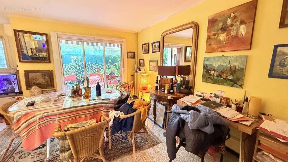 Appartement à vendre, 61m², Toulon