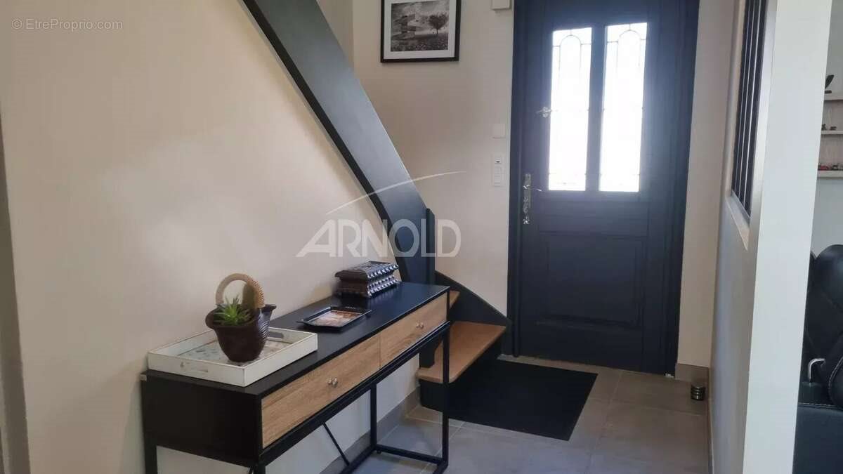 Maison à vendre, 99m², Grandchamps-des-Fontaines