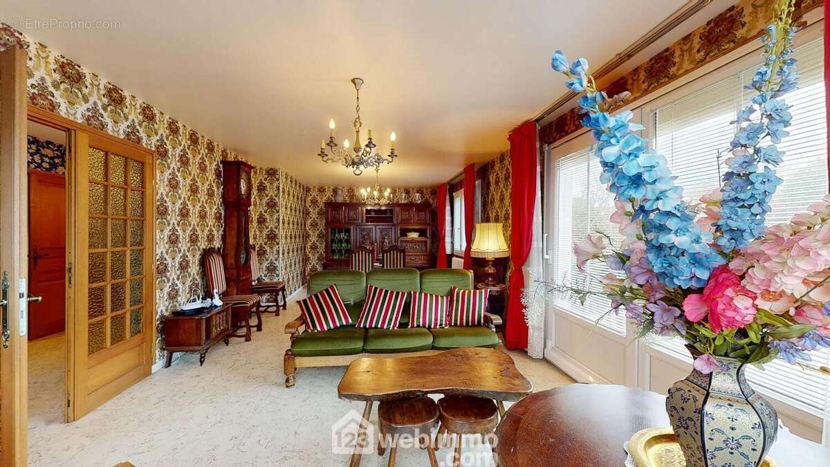 Maison à vendre, 136m², Lacroix-Saint-Ouen