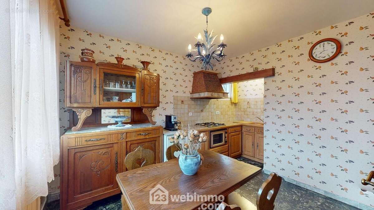 Maison à vendre, 136m², Lacroix-Saint-Ouen