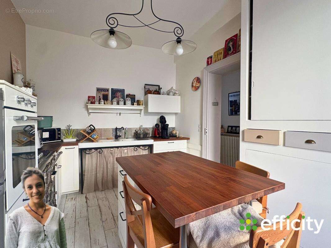 Maison à vendre, 174m², Sury-le-Comtal