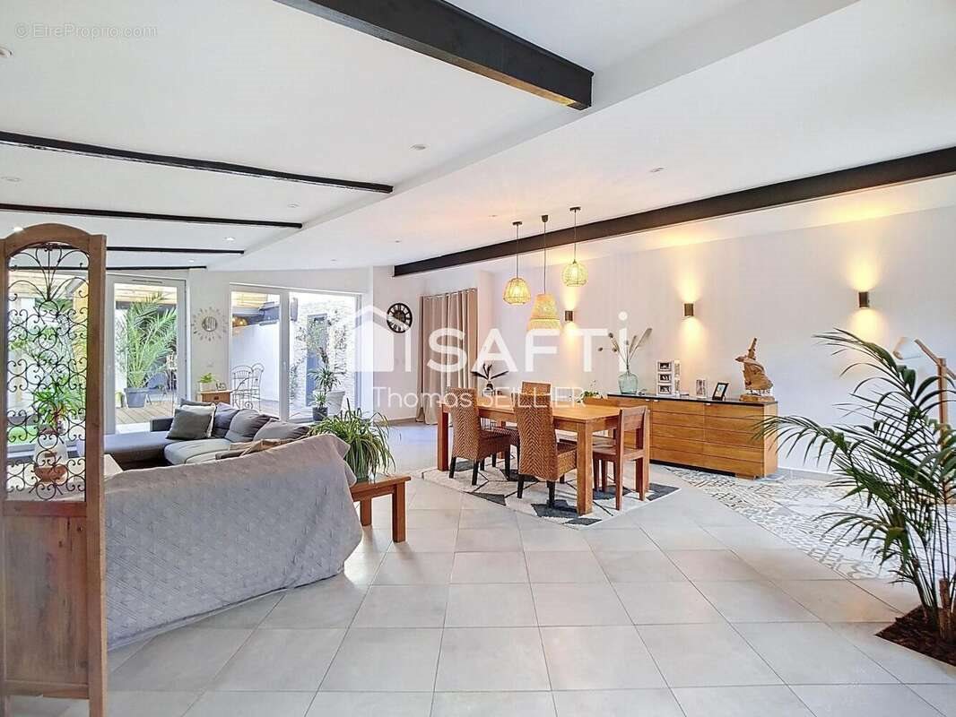 Maison à vendre, 135m², Lys-lez-Lannoy