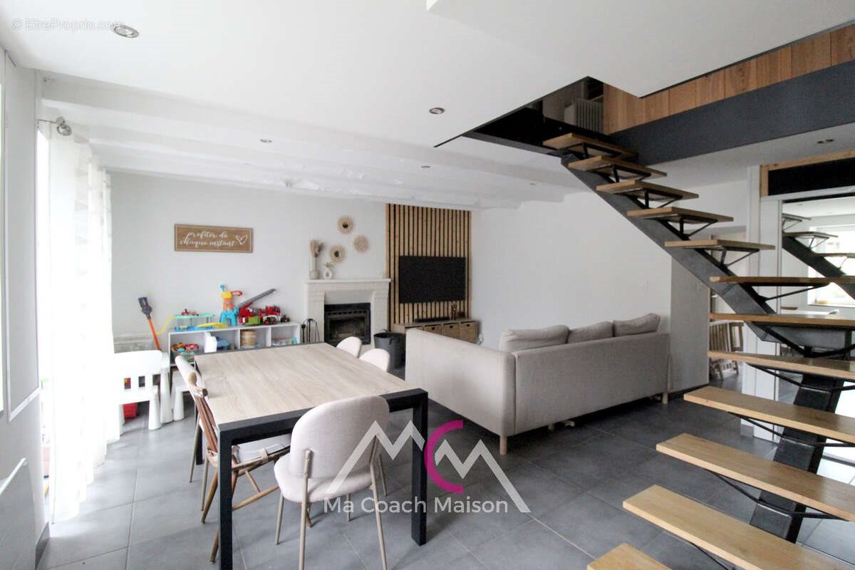 Maison à vendre, 86m², Plessé