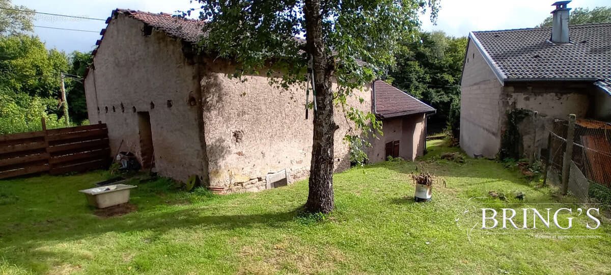 Maison à vendre, 99m², Housseras