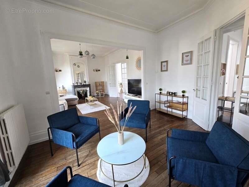Appartement à vendre, 895m², Fourmies