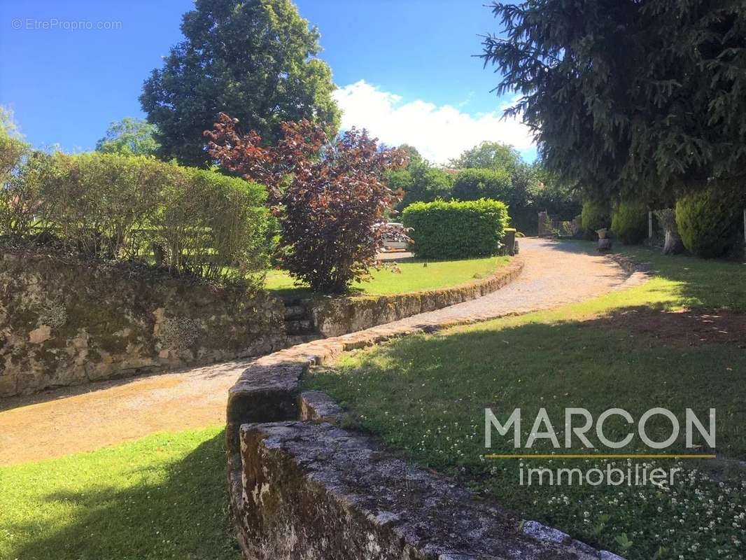 Maison à vendre, 129m², Sainte-Feyre