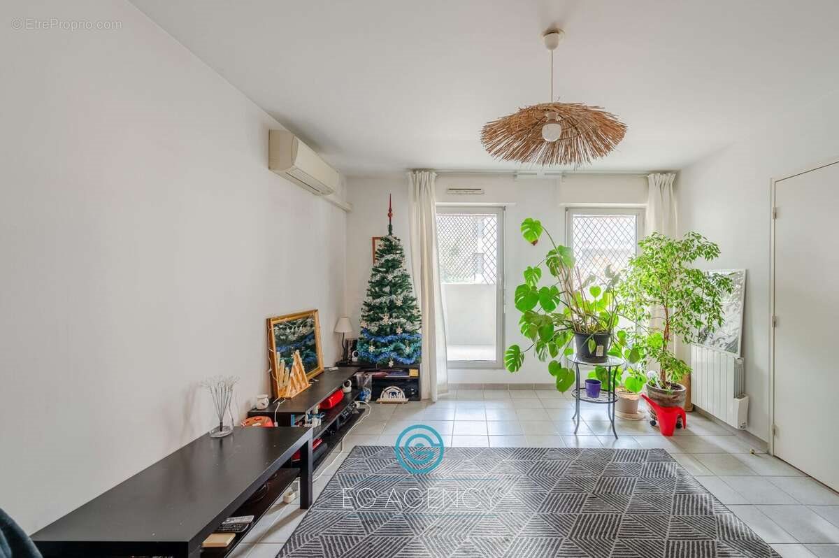 Appartement à vendre, 50m², Marseille 3ème