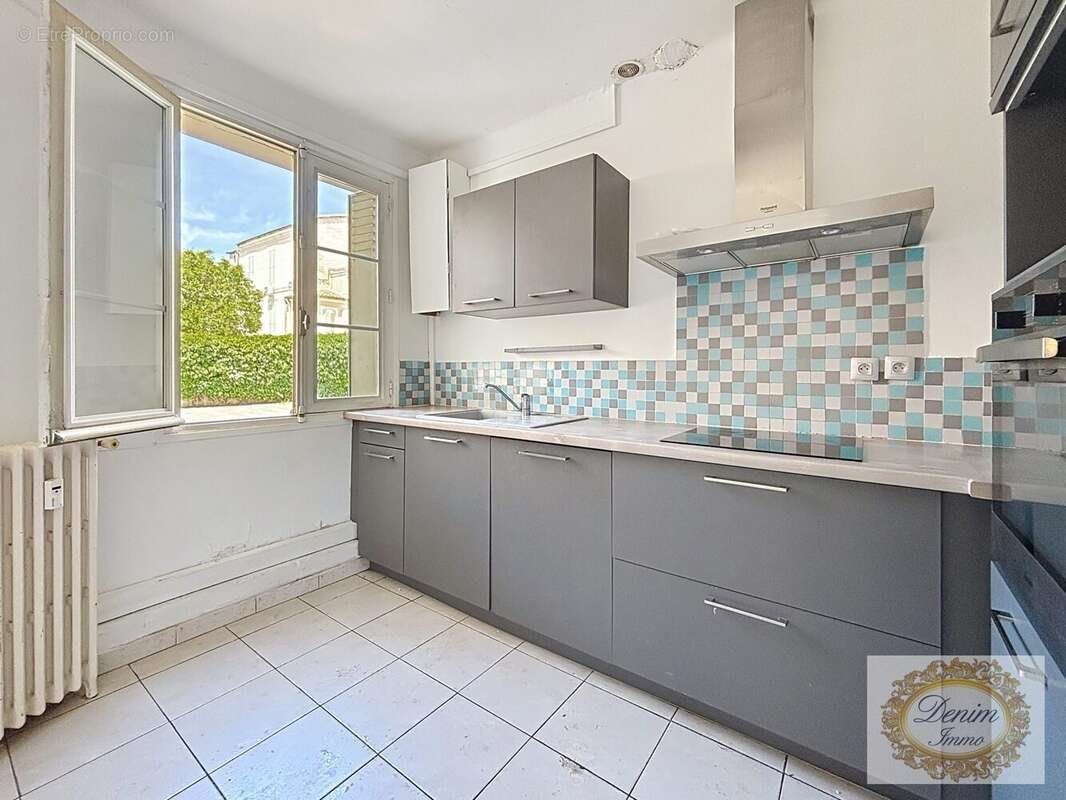 Appartement à vendre, 90m², Nîmes