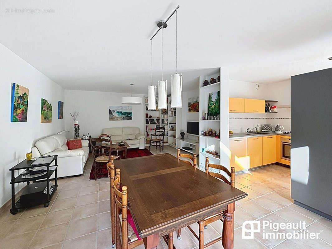 Appartement à vendre, 71m², Rennes