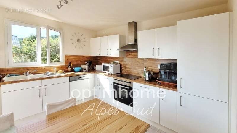 Maison à vendre, 150m², Puy-Sanières