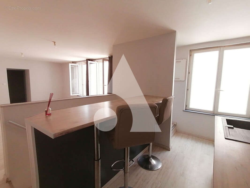 Appartement à vendre, 162m², Blanzy